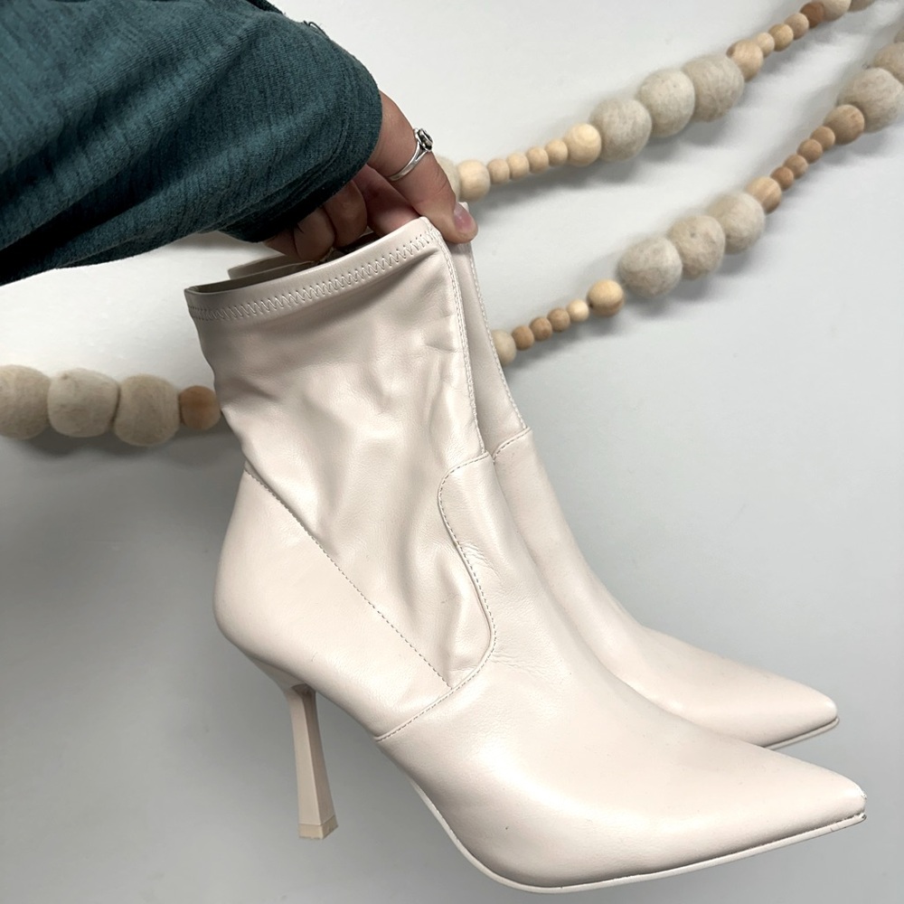 Steve Madden pointed heel worm once